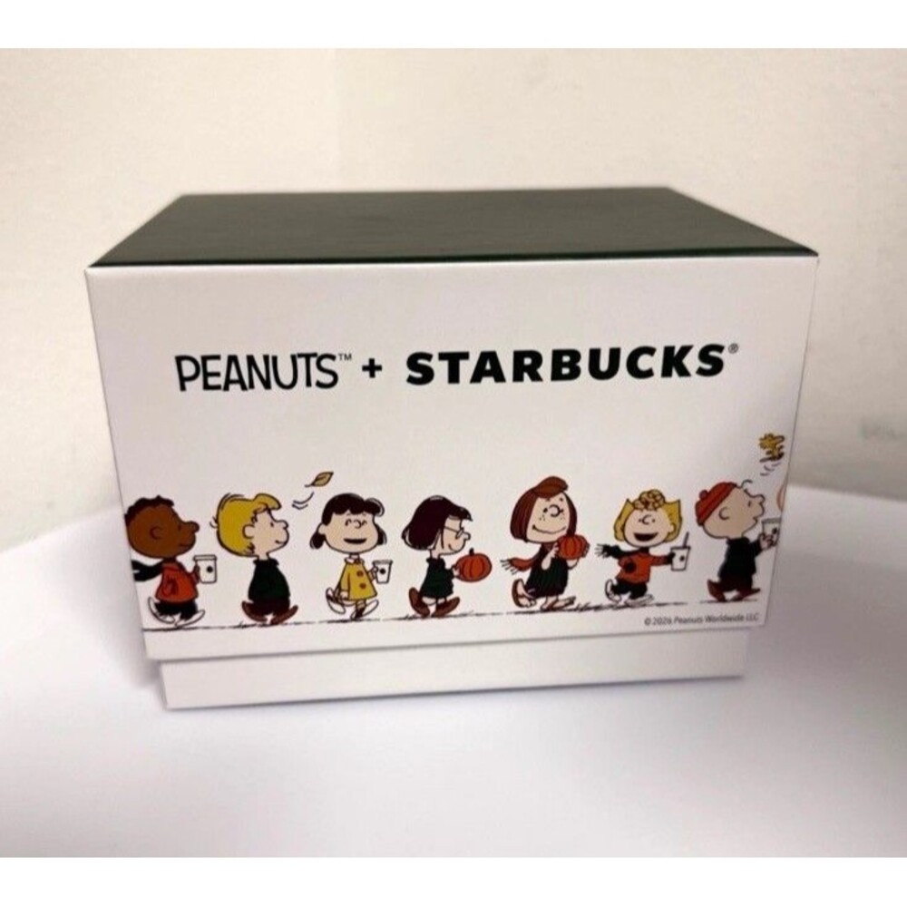 Starbucks 2026 Peanuts Snoopy Mug Limited Edition IN HAND